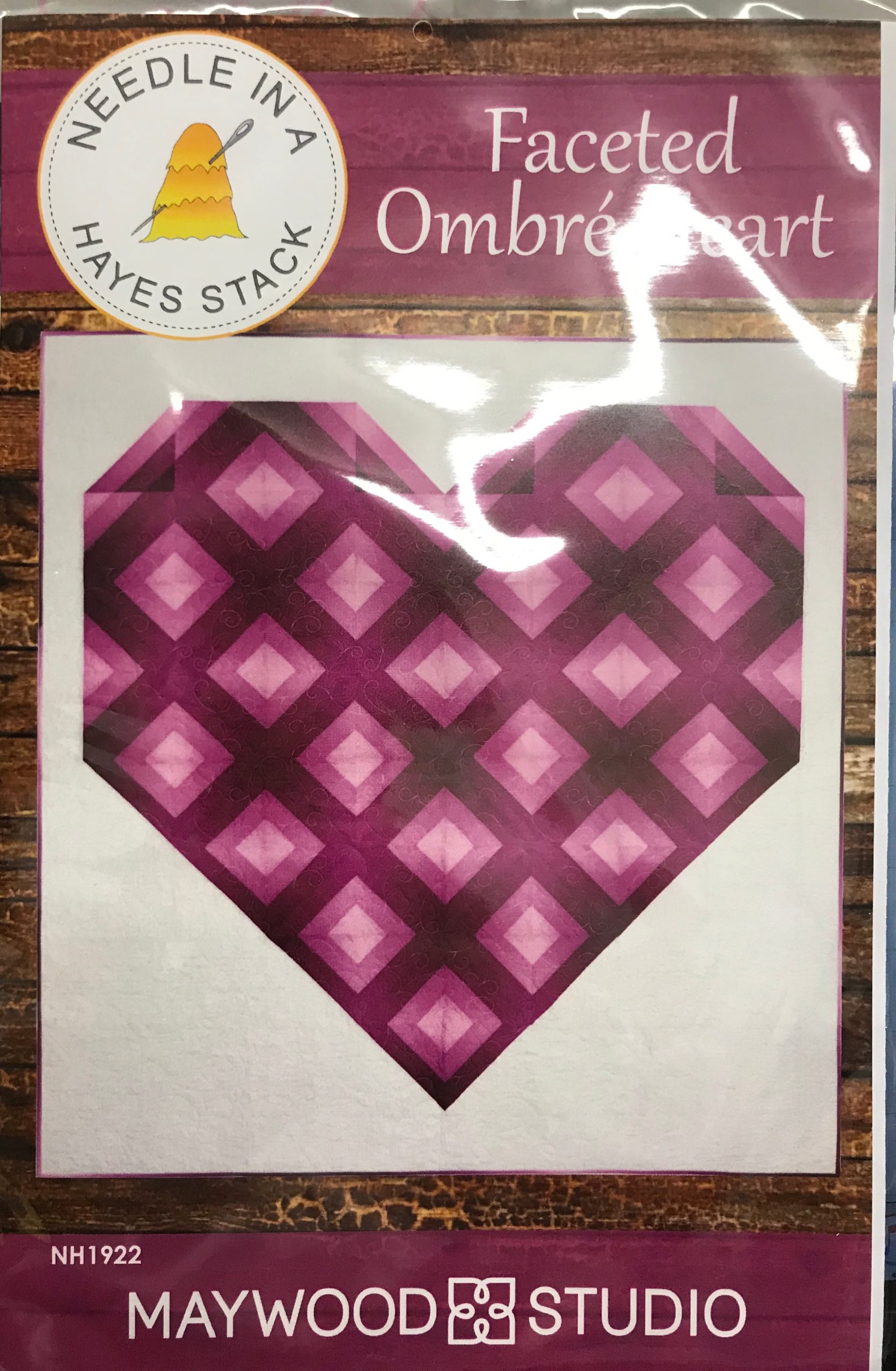 Faceted Ombre Heart Pattern