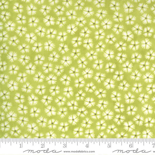 Moda - Strawberry Rhubarb - Granny Smith White Flower - Green